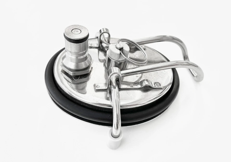 Cornelius Keg Serving Lid